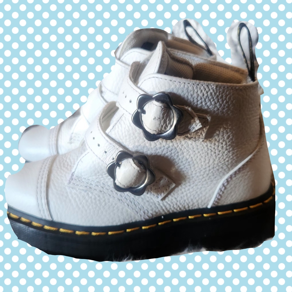 Dr Martens Devon Flower Ankle Boots